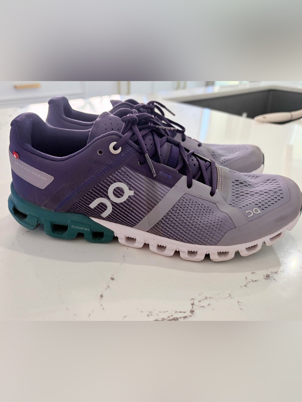 On Cloudtec Purple Grey Running Shoes Women's sz 8